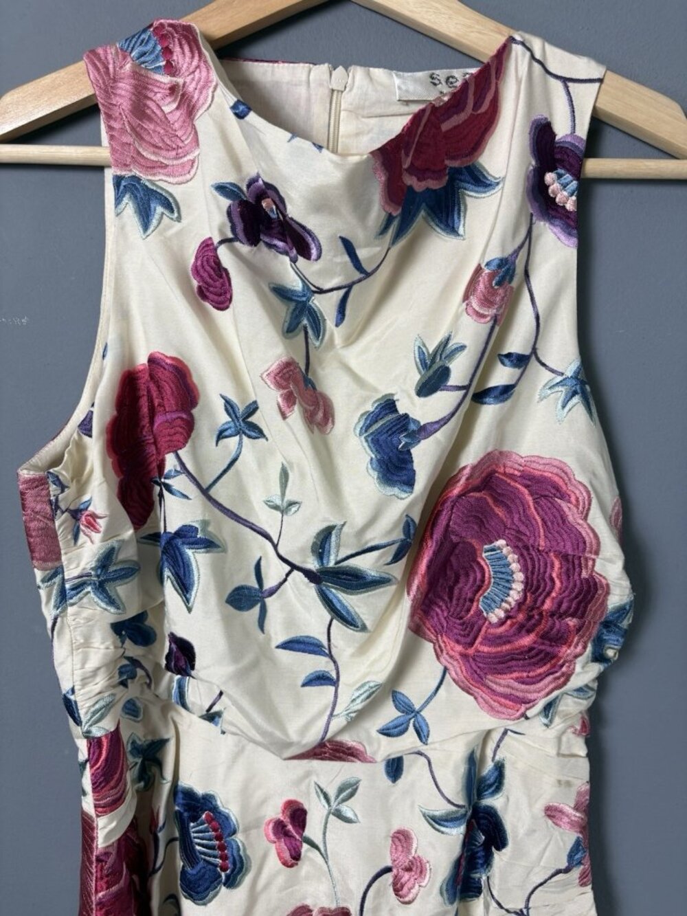 NWT SEA NEW YORK Womens Size 2 Priscilla Embroidered Halter Cowl Midi Dress - Picture 3 of 8